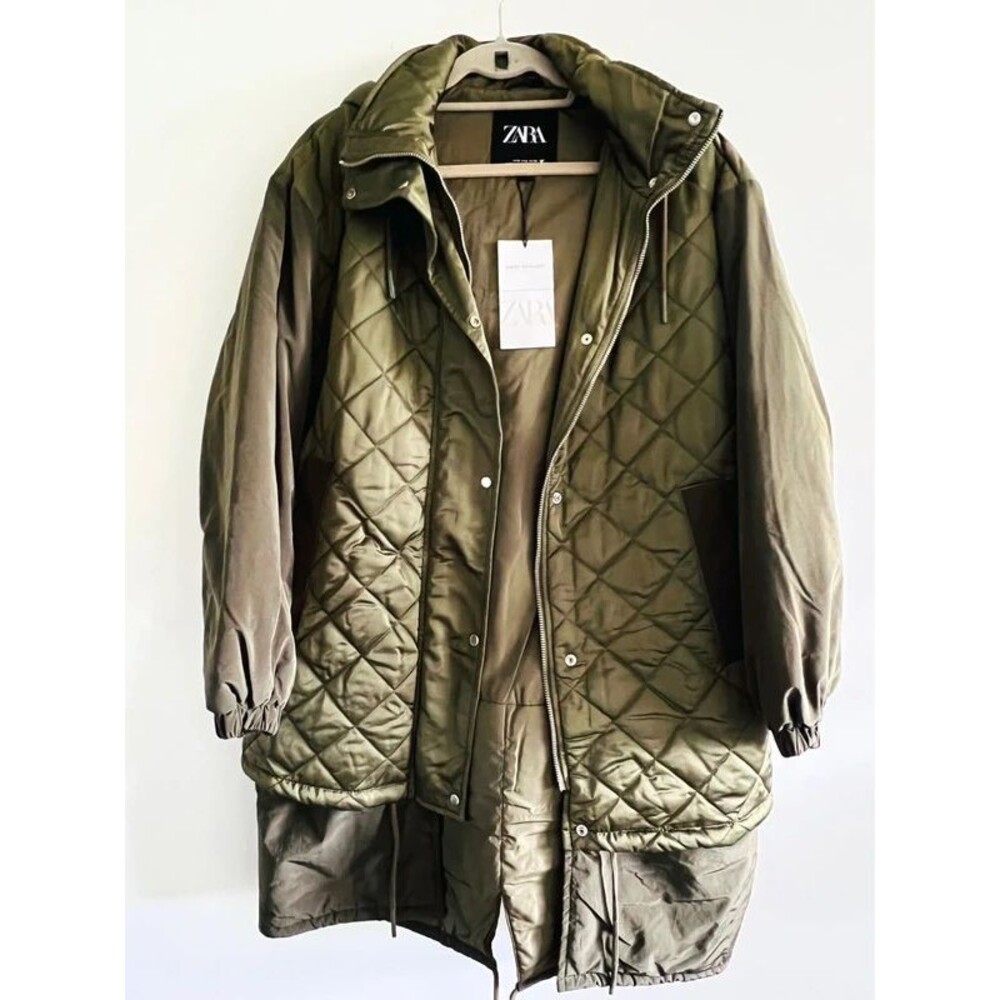 ZARA Hunter Green Contrasting Puffer Jacket - S